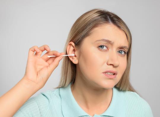 How to look after your ears? Discover 5 tips from an ENT specialist!