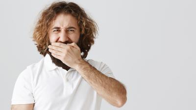 Jak pozbyć się nieprzyjemnego zapachu z ust?