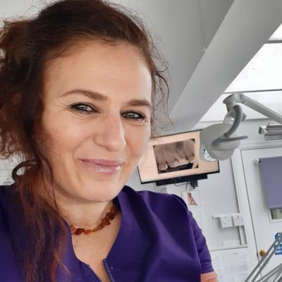 Lek. stom. Kalina Jacyna